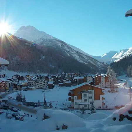 Apartment Chalet Alpenrosli
